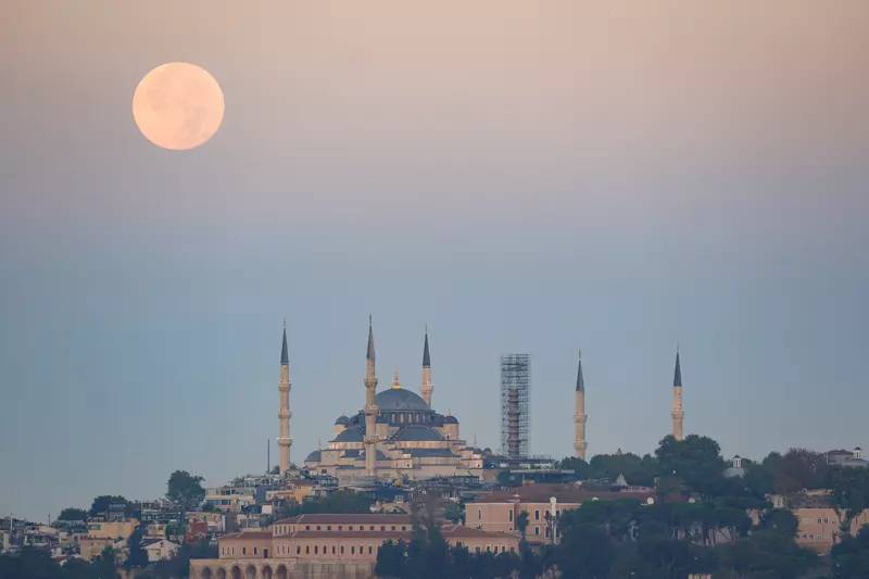 Süper Mavi Ay büyüledi! Türkiye’den ve Dünyadan nefes kesen görüntüler 69